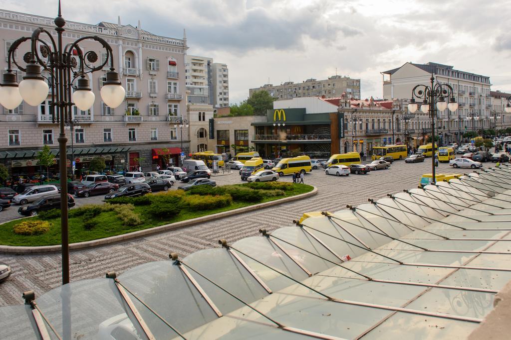 Dat Exx Apartments On Marjanishvili Tiflis Habitación foto